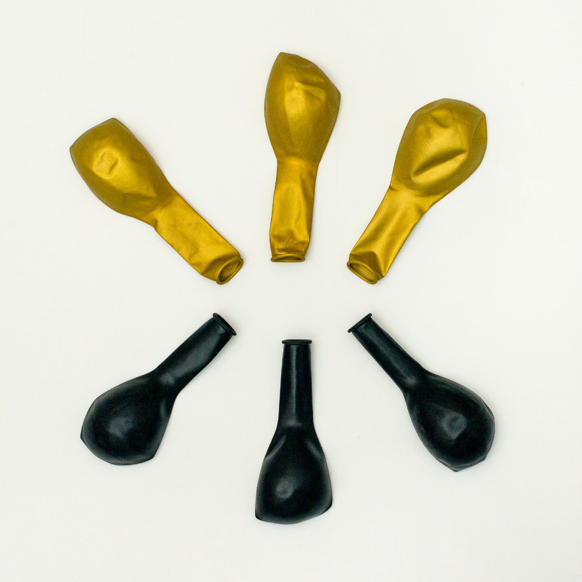 Pukka Party Black and Gold 12-inch Balloons -Pack of 6