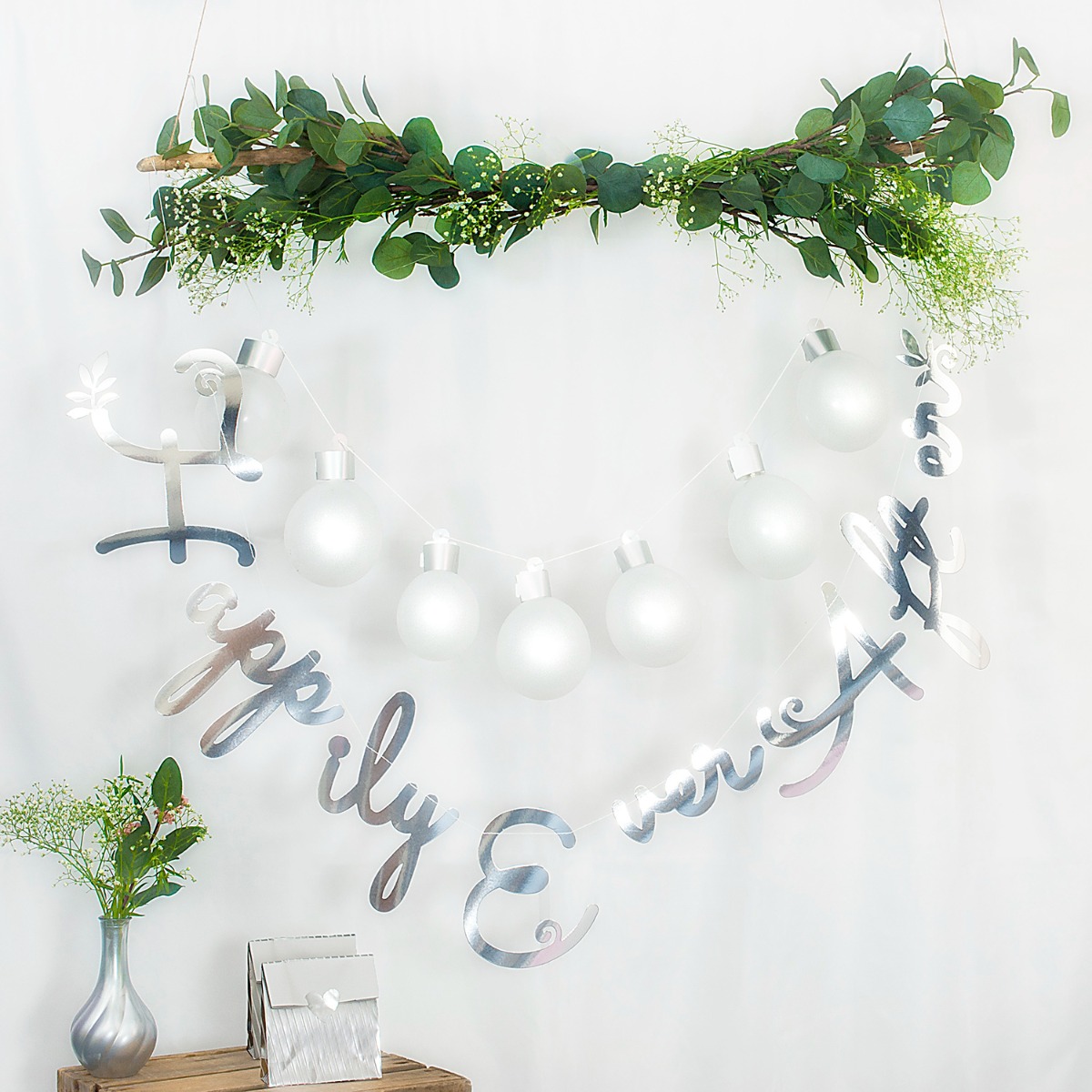 Pukka Party Silver Happily Ever After Stitched Garland