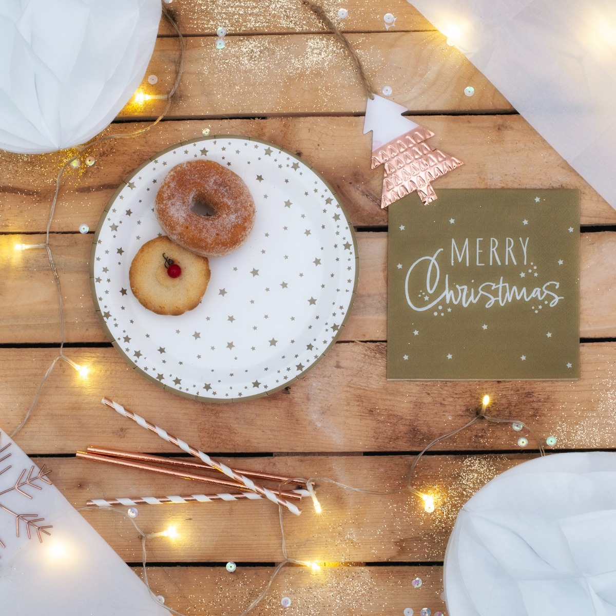 Pukka Party Christmas Stars Plates - Pack of 8